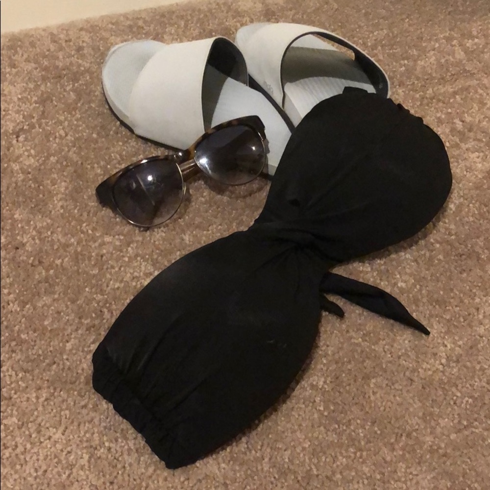 Salinas Black Strapless Bikini (Top)